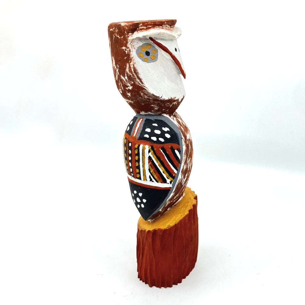Sculpture | Owl carving by David Tipuamantumirri | Ngaruwanajirri Inc