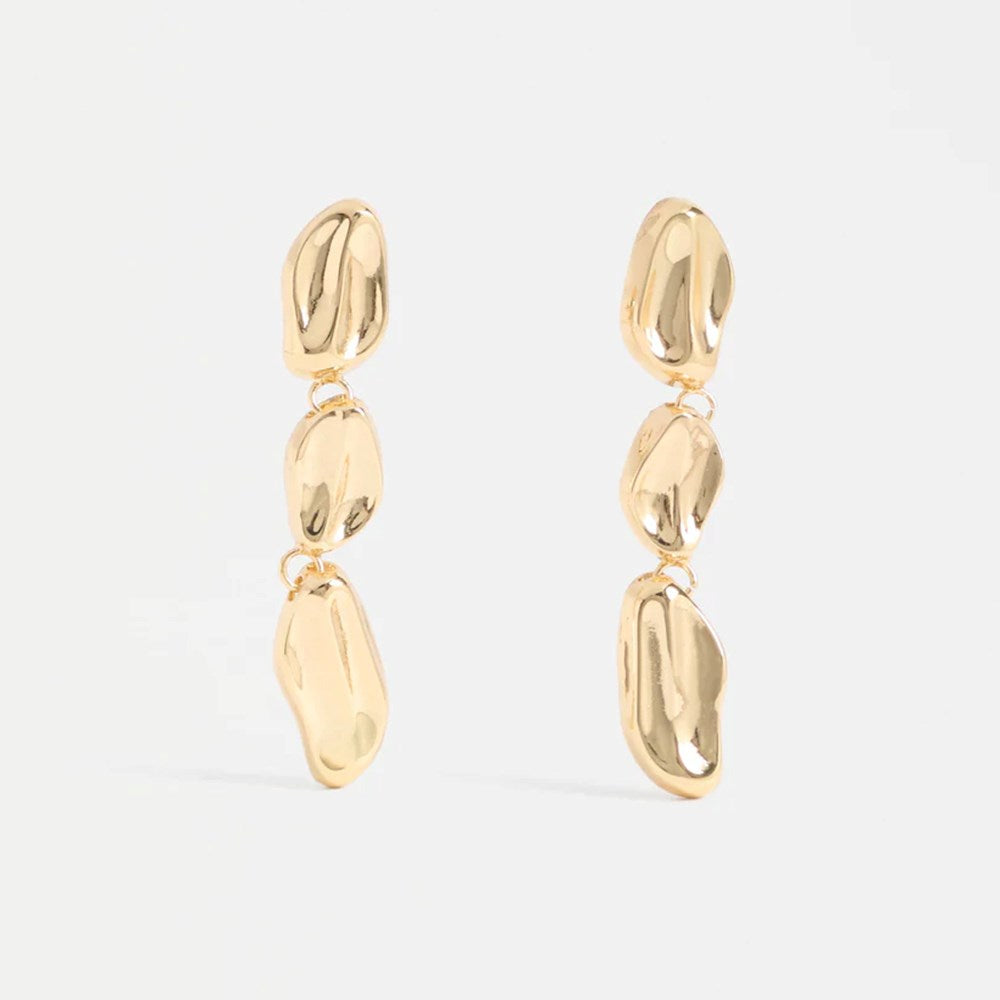 S25 | Earrings | Delaa
