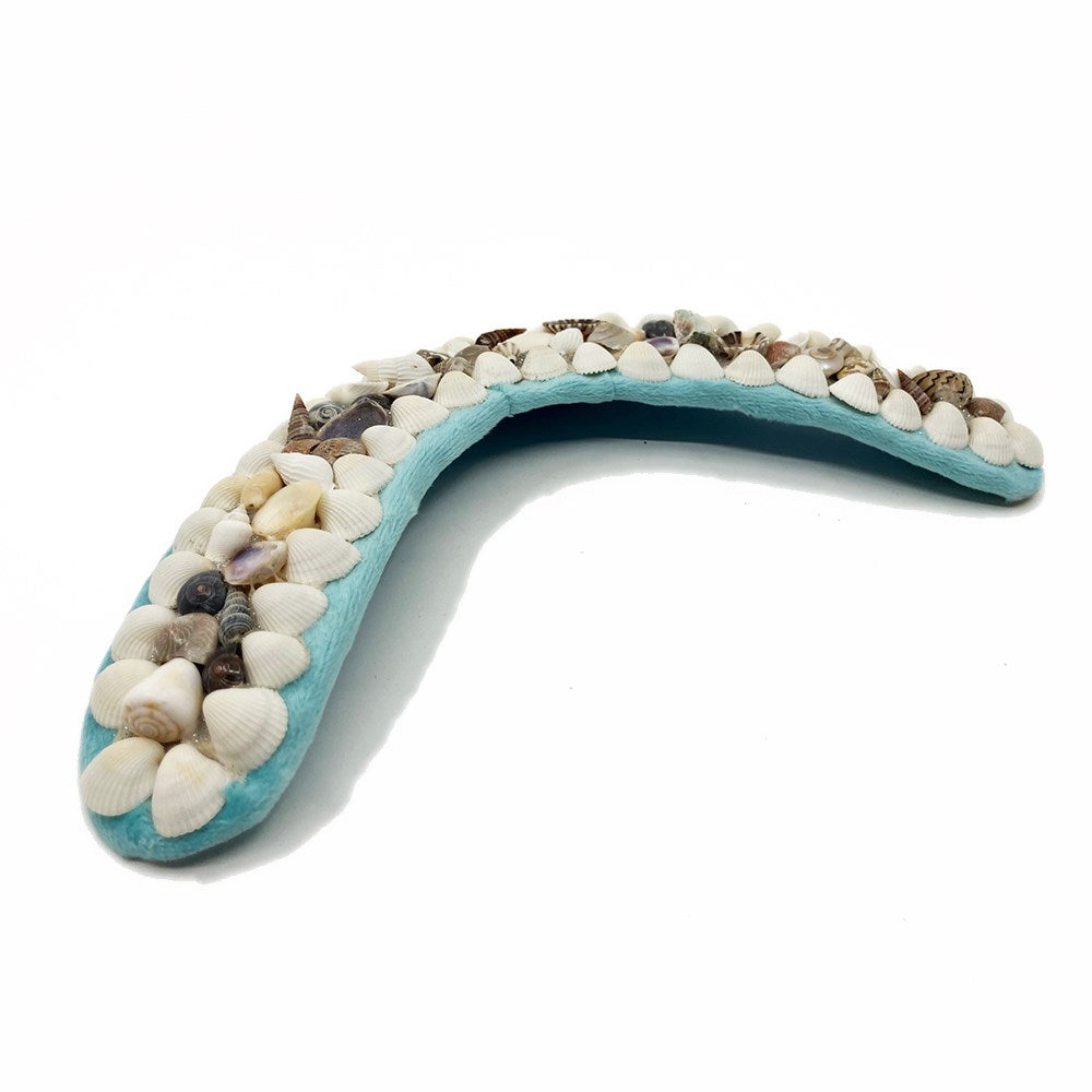 Shellwork boomerang | Marilyn Russell | light blue