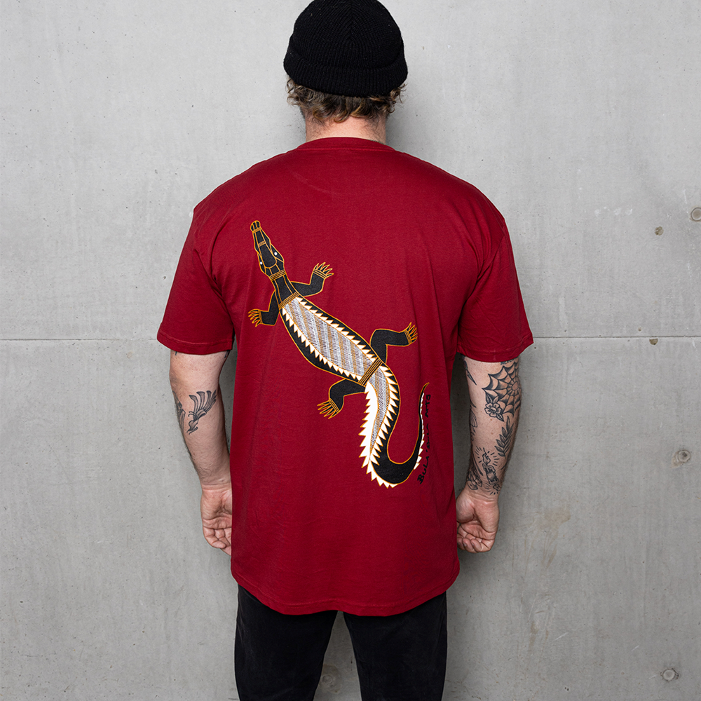 T-shirt | Baru (crocodile) on red | Bula'bula Arts