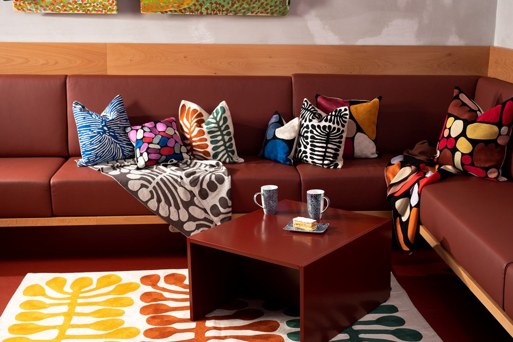 Wool Rug | Mitjili Napurrula | Watiya Tjuta Tree | White and Black | 1.2 x 1.8m