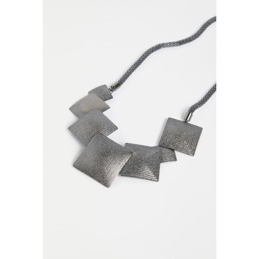 W24 | Necklace | Metri