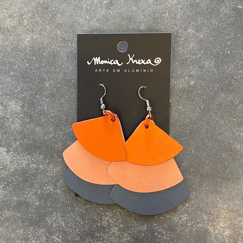 Earrings | Trifan | aluminium | orange, salmon & graphite
