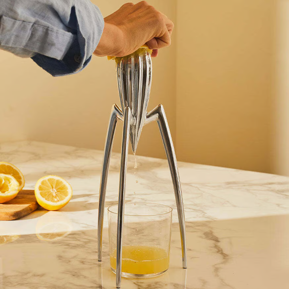 Citrus juicer Alessi Juicy Salif MCA Store Museum of