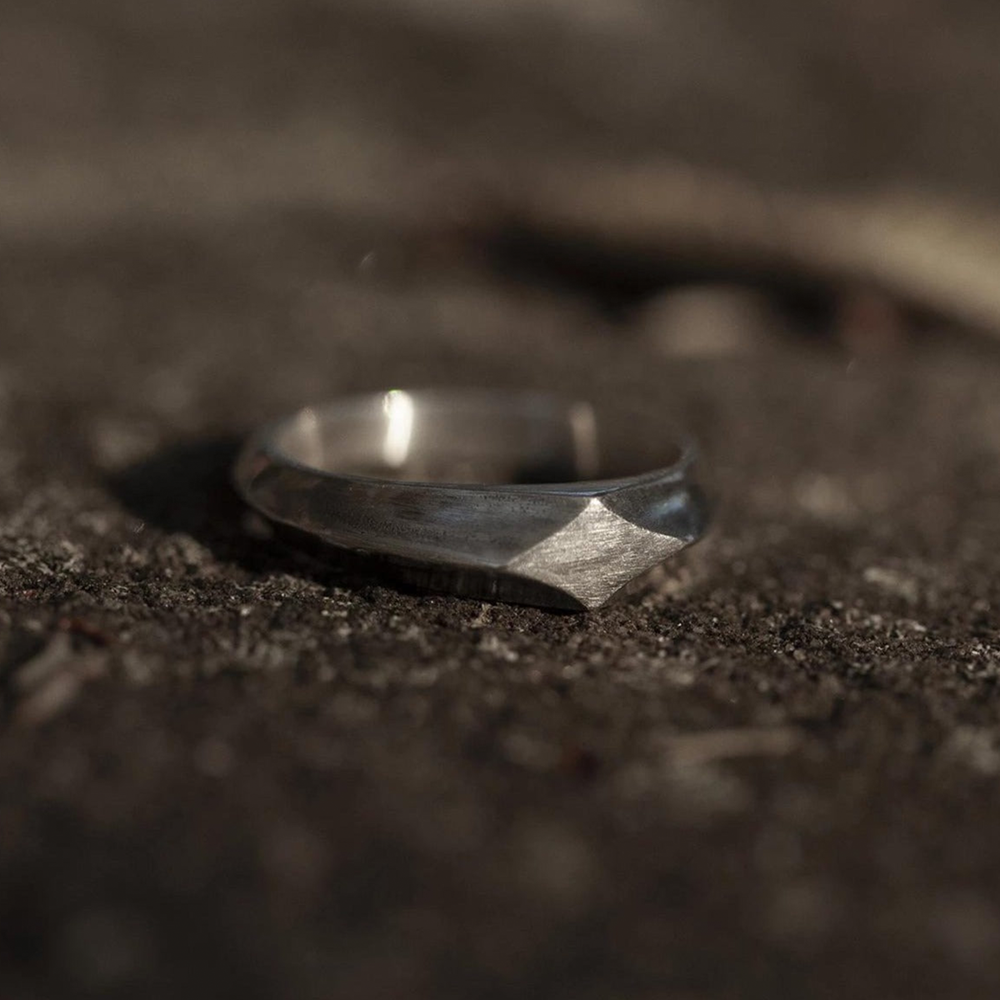 Ring | hilt | Lyleu by Sally Leung