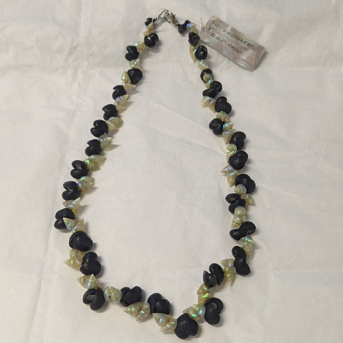 Choker | Blue maireneer & black crow shells | Lola Greeno