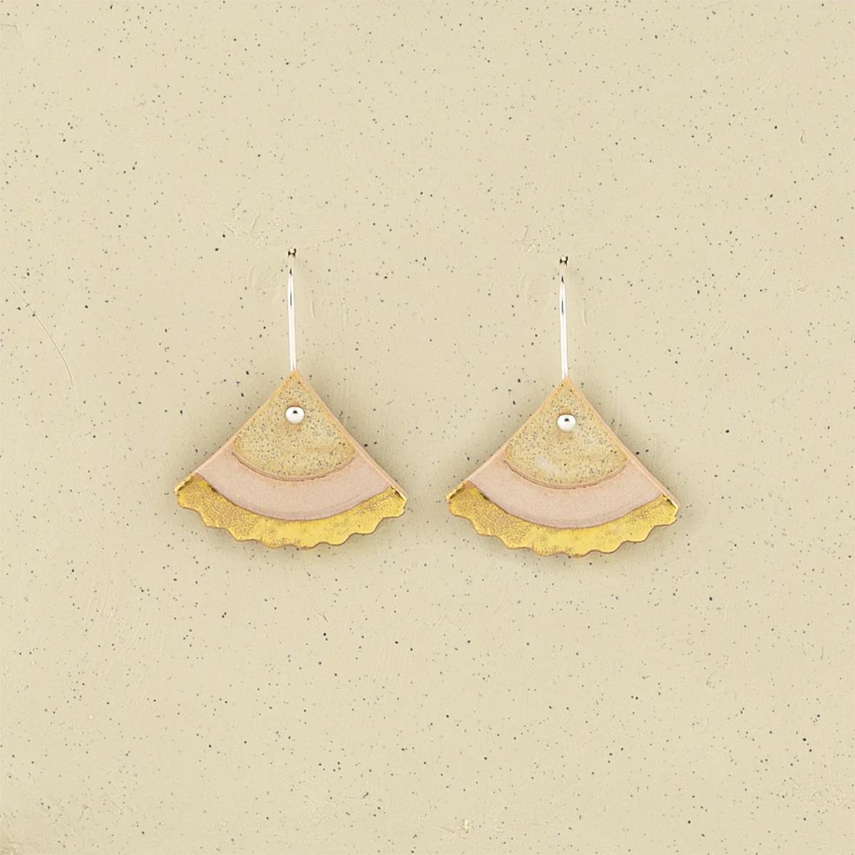 Earrings | ginko drop | pink