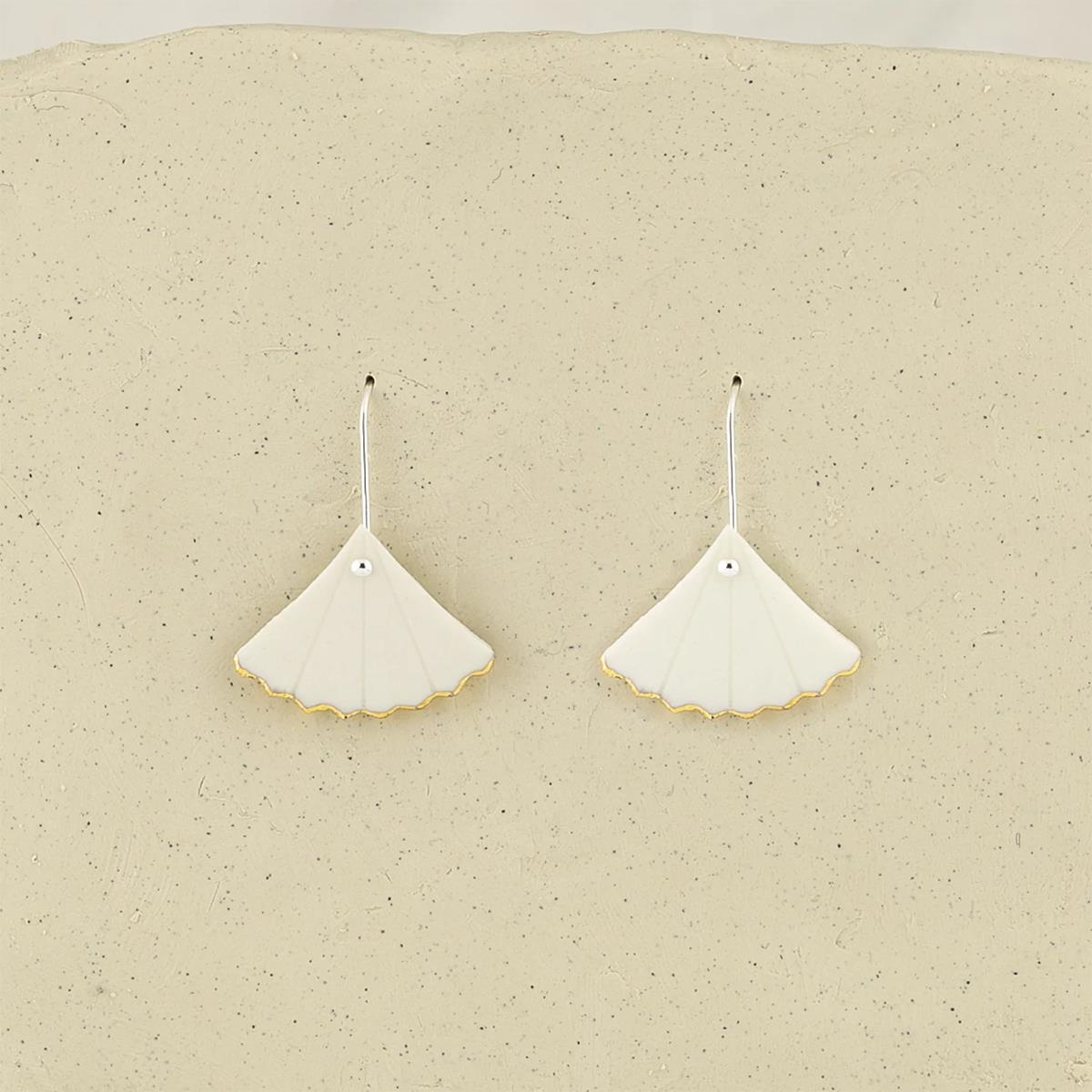 Earrings | ginko drop | white