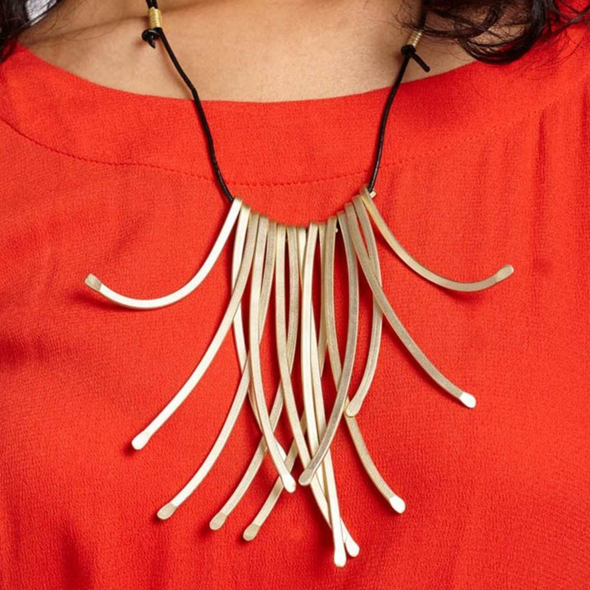 Necklace | Sculptural straws | aluminium | gold